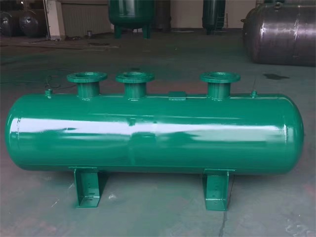 1679991473376569.jpeg 咸宁咸宁咸宁蒸汽分气缸1.jpeg
